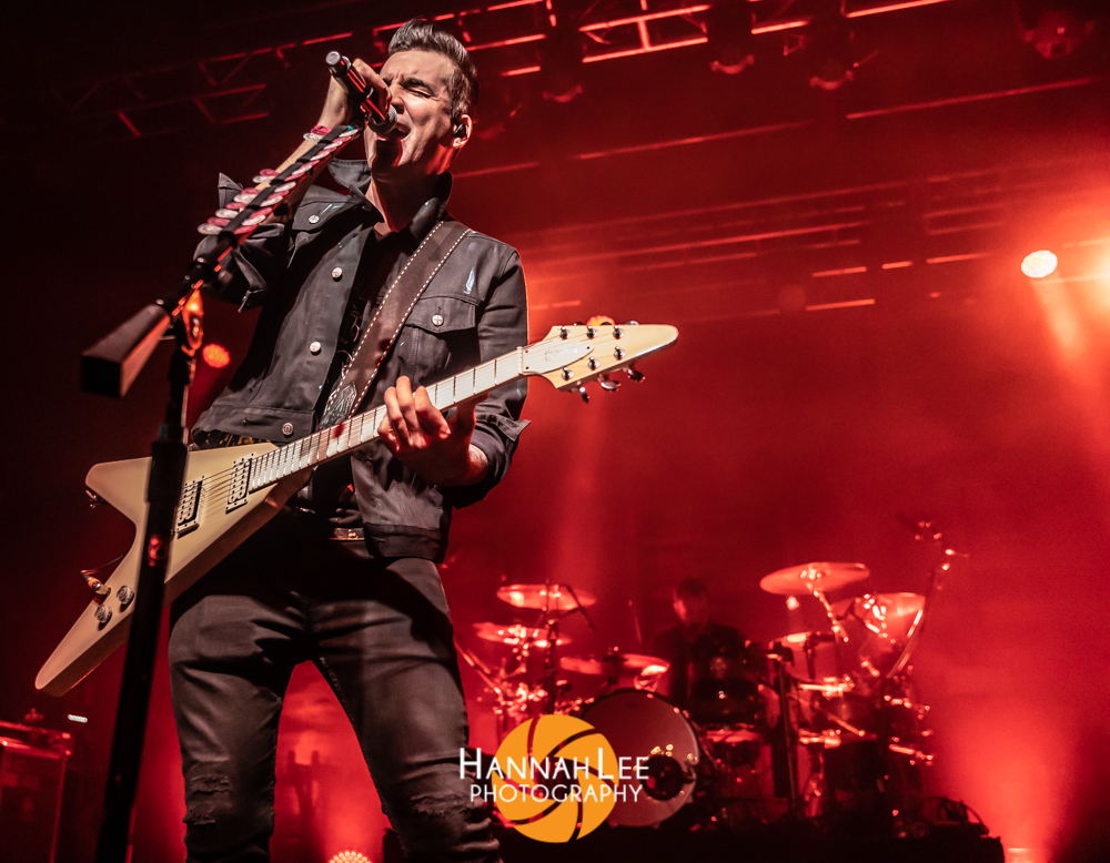 Read more about the article Theory of a Deadman @ The Filmore Charlotte