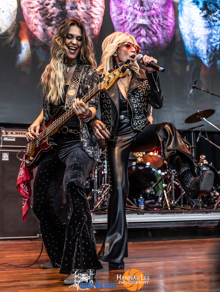 Read more about the article Vixen @ M3 Rock Festival